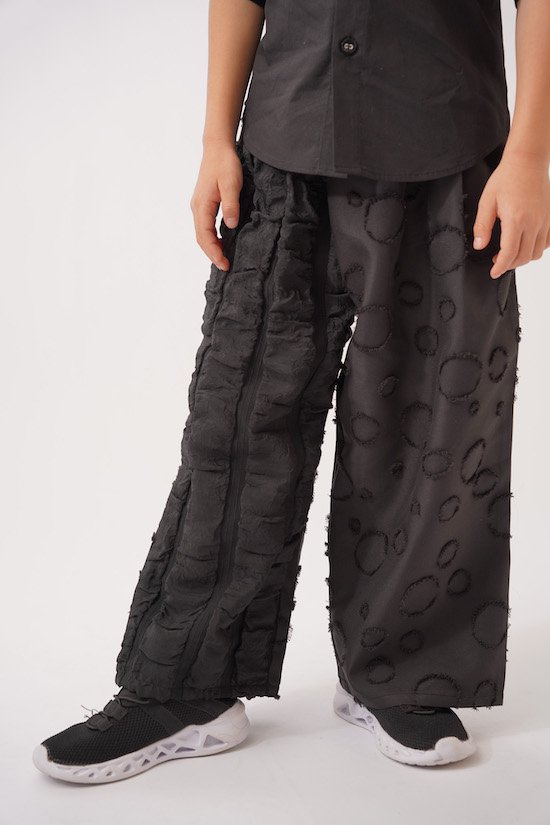 Rakuten - 【メーカー価格13200円】garcon la raison ワイドパンツ アシンメトリー フリンジドット フクレストライプ 女の子 男の子 キッズ ゆったり 長ズボン ズボン ロングパンツ ボトムス 10分丈 モード系 ギャルソンラレゾン 41604T