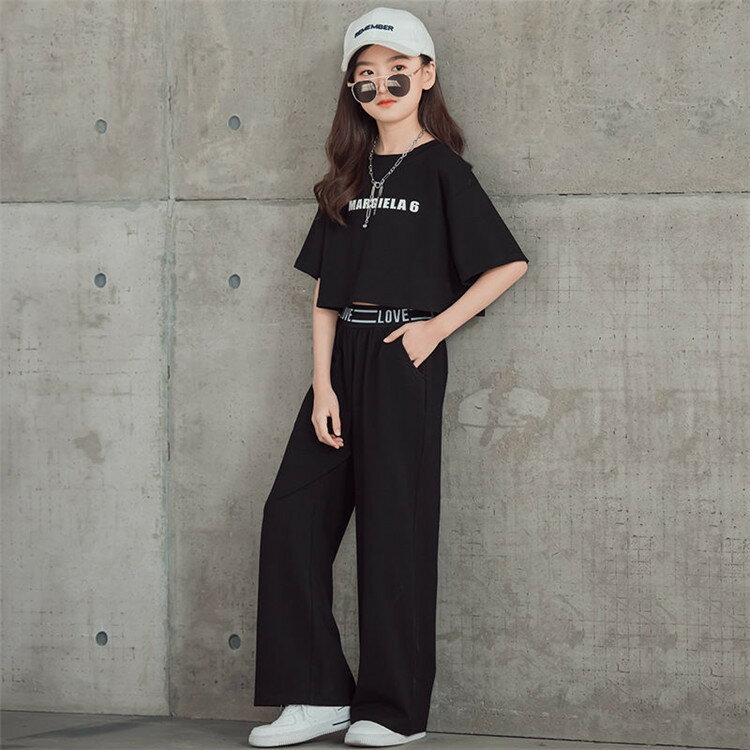 樂天商城 - キッズ ダンス衣装 セットアップ へそ出し k-pop ヒップホップ ジャズ 女の子 ストリート 原宿 セットアップ 黒パンツ 舞台 韓国 ダンスウェア 演出服 おしゃれ ステージ 発表会