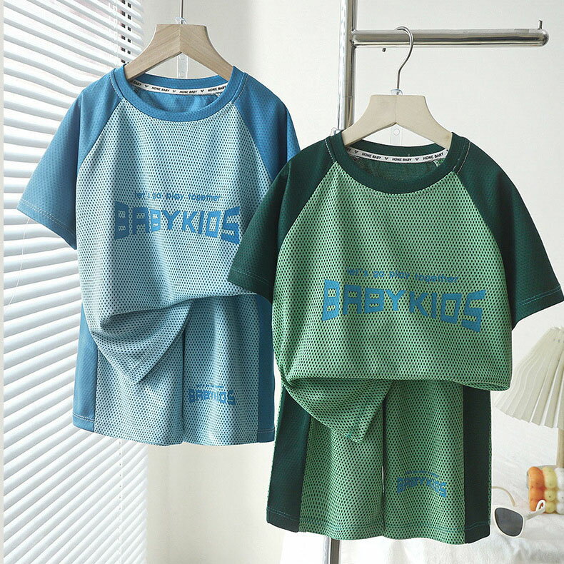 樂天商城 - ジャージ 上下セット 男の子 セットアップ キッズ 夏 子供服 女の子 tシャツ 半袖 ハーフパンツ おしゃれ 可愛い ベビー服 スウェット スポーツ トップス ボトムス ジュニア 半ズボン 入学 入園 誕生日 プレゼント 幼稚園 小学生 お出かけ 160cm 150 140 130 120 110 100 90