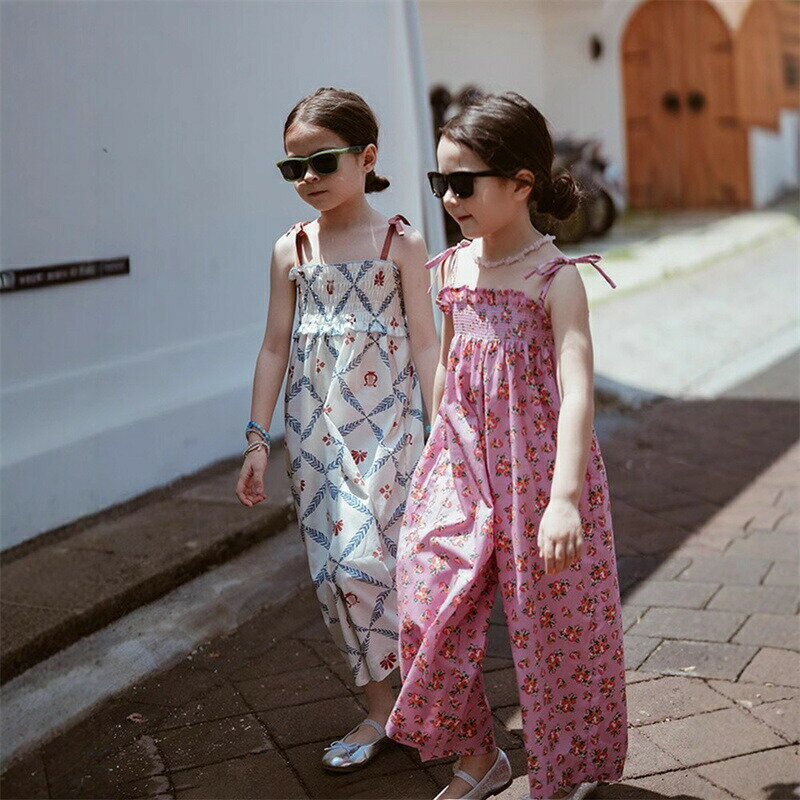 送料無料 サロペット 子供服 ベアオールインワン オールインワン ワイドパンツ 花柄 旅行 普段着 女の子 ベアトップ 夏 サマー 長さ調整可 ストラップ付 ジャンプスーツ 綿混紡 90 100 110 120 130 140cm 春 かわいい おしゃれ 韓国 プレゼント お誕生日 撮影 海外通販