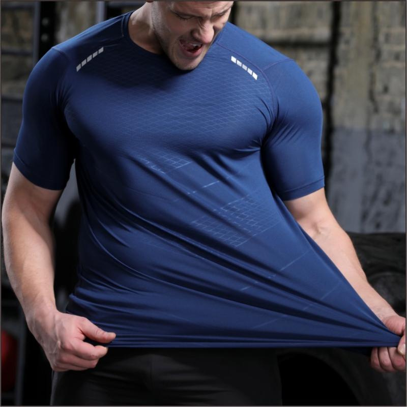 Rakuten - Tシャツ メンズ 男性用 速乾 スポーツ トップス 丸首 ストレッチ 通気性 ランニング ウェア ジム 学生 トレーニングウェア 白 赤 黒 紺 ポリエステル(x2)