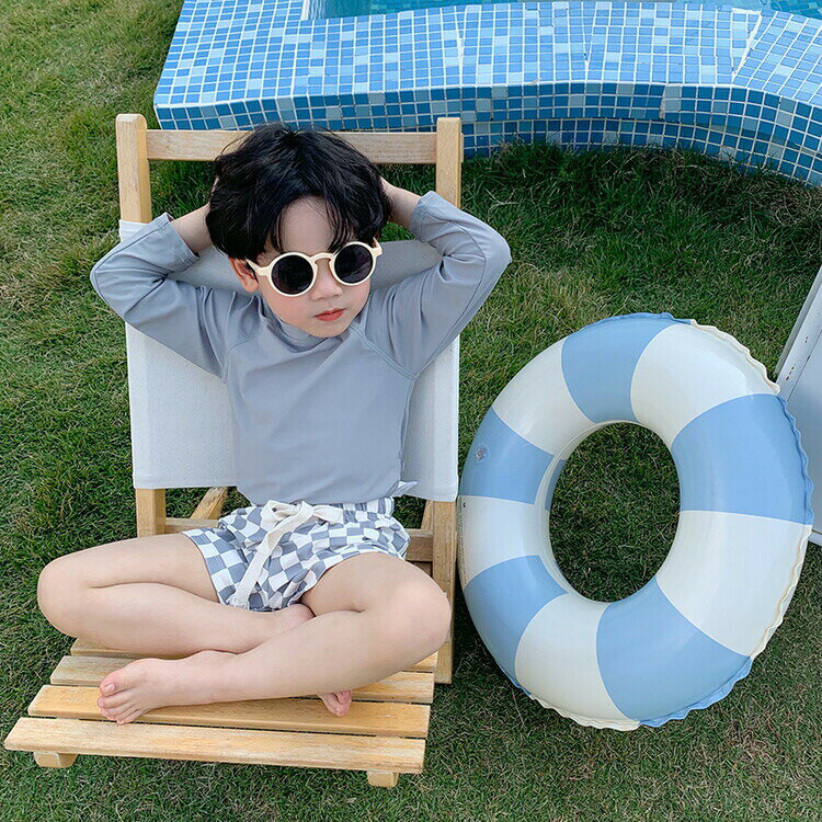 樂天商城 - 送料無料 New Arrival 子供水着 90~130cm 3点セット boy 長袖 チェック スイムウェア キャップ付き 男女兼用 キャップ付き 男の子 ボイズ セパレート タンキニ ジュニア ラッシュガード 水着 女の子 キッズ 子ども用 スクール水着 みずぎ ベビー水着 楽天海外通販