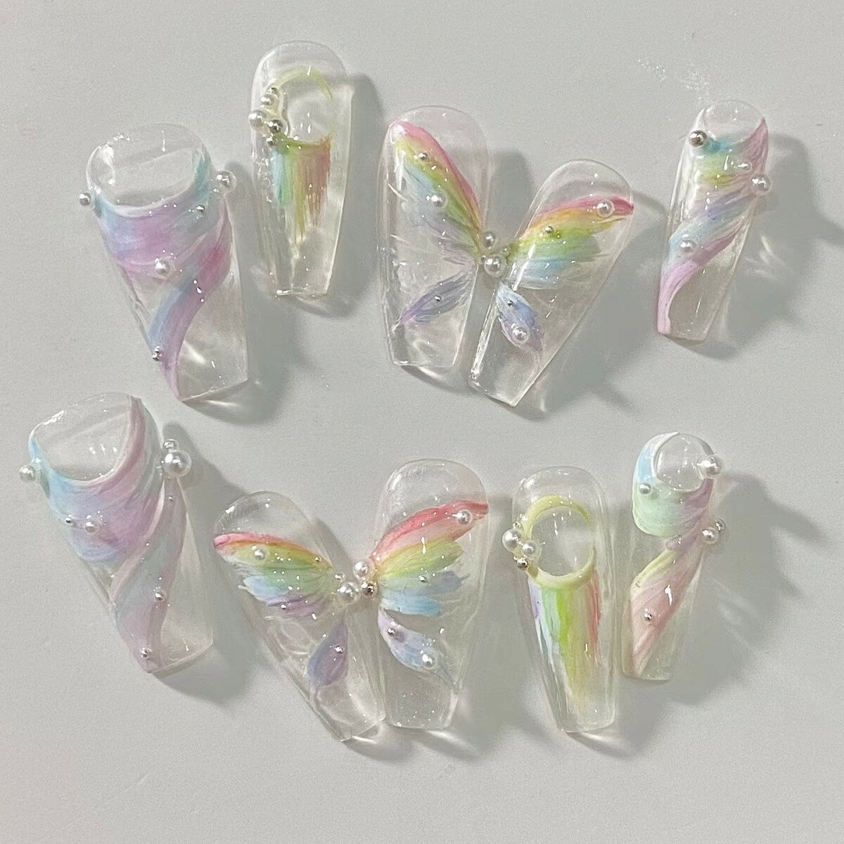 送料無料 ネイルチップ 10枚入り 虹 rainbow パール 透明 蝶々 夏 スクエア ロング 貼るネイル つけ爪 淡い アートチップ デザインチップ 付け爪 結婚式 披露宴 成人式 ウエディング ブライダル ジェルネイル オシャレ 楽天海外通販