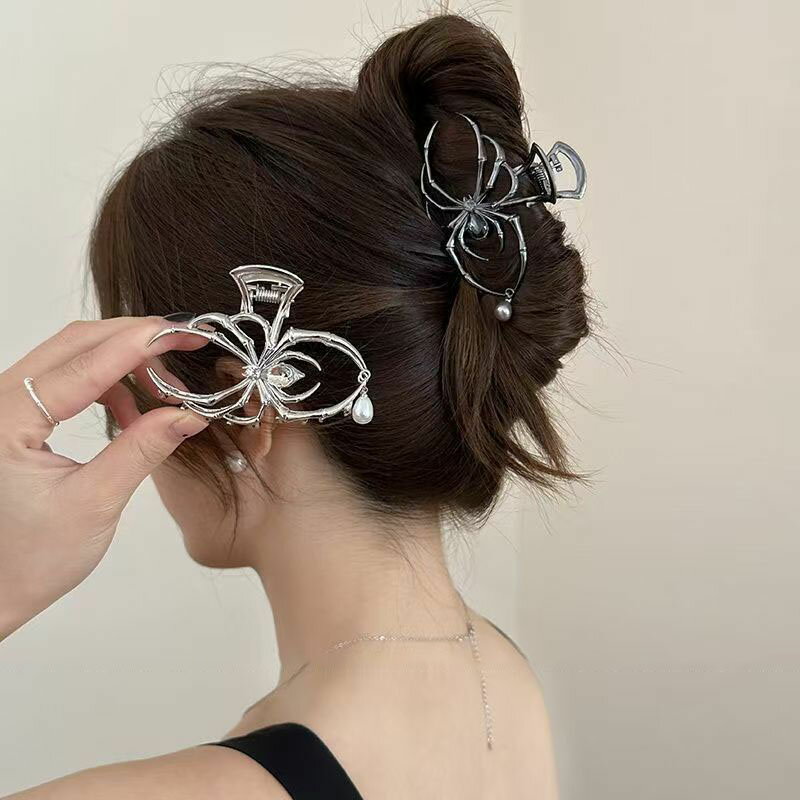 樂天商城 - 送料無料 バンスクリップ ヘアアクセサリー ヘアクリップ くも スパイダー spider こなれ感 マット おしゃれ 大人っぽ まとめ髪 簡単 ヘアアレンジ 大人 上品 シンプル かわいい おしゃれ 簡単 まとめ髪 プチプラ ギフト プレゼント人気 ファッション雑貨 小物 楽天海外通販