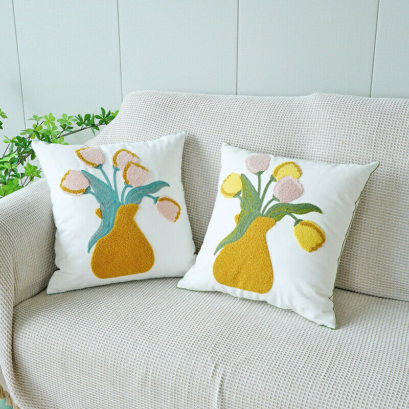 送料無料 クッションカバー 抱き枕カバー45cm×45cm 座布団カバー 刺繍柄 チューリップ 背当てカバー 花柄 角型 四角 無地 シンプル 高級感 在宅勤務 マルチカラー 一人暮らし 北欧 新築祝い ギフト 春夏 花柄 母の日 プレゼント 楽天海外通販 [2]