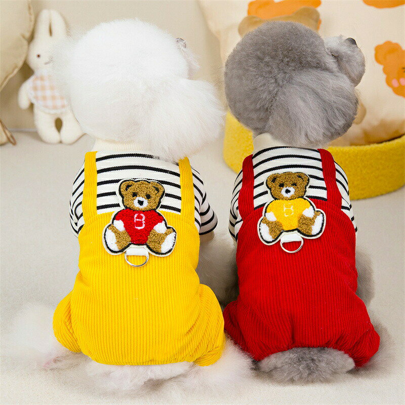 商品説明商品内容ペット服素材ポリエステルなど生産国中国サイズS:背丈約20cm、バスト30cmM:背丈約25cm、バスト35cmL:背丈約30cm、バスト40cmXL:背丈約35cm、バスト45cmXXL: 背丈約40cm、バスト50cm※平置き採寸になります。実際のサイズとは誤差が出る場合がございますので、参考サイズとしてご覧ください。注意書き※商品写真は、できる限り現品を再現するように画像処理などの補正を行っておりますが、ご利用のモニターや環境により差異が生じます。予めご了承ください。※生地の特性上、多少ニオイがある場合がございますが、日陰干しで数日干していただくか、あるいは数回ご使用していただく間に、 ニオイは気にならなくなります。※上記の数値は、実測によるものです。多少の誤差はご容赦ください。※仕様は予告なく変更される場合があります。（ご使用に差し支えない程度）その他・ご注文後、5営業日以内に配送手続きをいたします。配送作業完了後、5〜9日程度でのお届けとなります。（詳しい納期情報が商品ページにてご確認ください）?当店でご購入された商品は、原則として、「個人輸入」としての取り扱いになり、中国からお客様のもとへ直送されます。?通関時に関税?輸入消費税が課税される可能性があります。?個人輸入される商品は、全てご注文者自身の「個人使用?個人消費（日本に居住する者に寄贈される物で、当該寄贈を受ける者の個人的な使用に供される場合を含みます。）」が前提となります。第三者への譲渡?転売が法令で禁止されるもの（医薬品、医薬部外品、化粧品等を含みますが、これに限られません。）もございますのでご注意下さい。?一部商品は国内の提携先倉庫から配送されます。?国内配送の商品は国内でのお買い物と同じく消費税が発生いたします。関税はかかりません。 メーカー希望小売価格はメーカーカタログに基づいて掲載しています