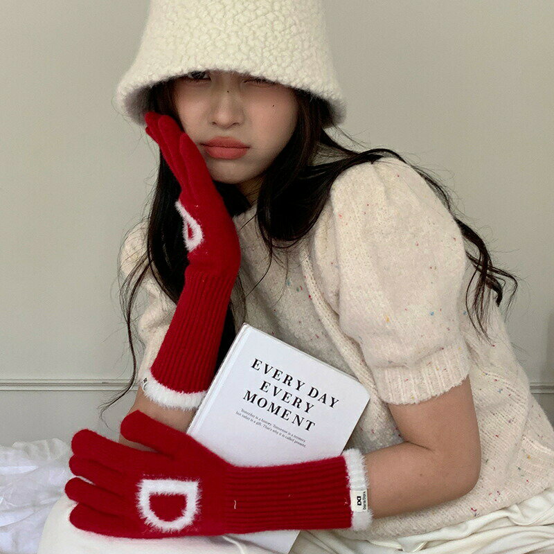 送料無料 手袋 女の子 グローブ スマホ対応 冬物 ニット 防寒手袋 五本指 韓国ファション てぶくろ レディース 大人 手ぶくろ 指あり 冬用 自転車 外出 通勤 通学 可愛い あったか 手首 防寒対策 アウトドア クリスマス プレゼント フリーサイズ 楽天海外通販