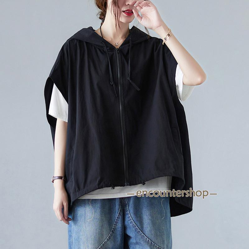 P-NEEDSのジレ レディース ベスト フード付き チョッキ 春夏 ノースリーブ 薄手 前開き ゆったり 体型カバー トップス 大きいサイズ 着回し おしゃれ｜アングル2