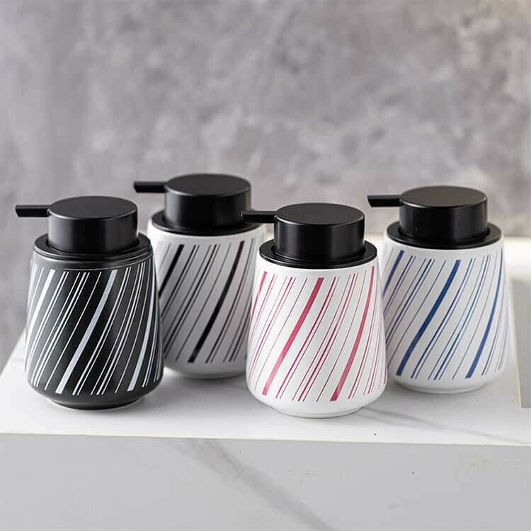 新色！ソープディスペンサー 泡 手動 陶器 ハンドソープボトル 押しタイプ ポンプ式 手洗い セラミック 広口 詰め替え ハンドソープ食器洗剤用 泡ソープ オシャレ かわいい 台所 キッチン 洗面所 トイレ お風呂場 プレゼント ギフト 送料無料 2