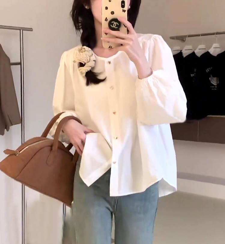 Other - シャツ ブラウス トップス カットソー ラウンドネック 長袖 ノーカラー レディース かわいい 大人可愛い きれいめ 上品 こなれ感 シンプル カジュアル 主役級 存在感 個性的 韓国 オルチャン デート お出かけ シャツ ミディアム丈 ゴールドボタン ボリューム袖 薄手