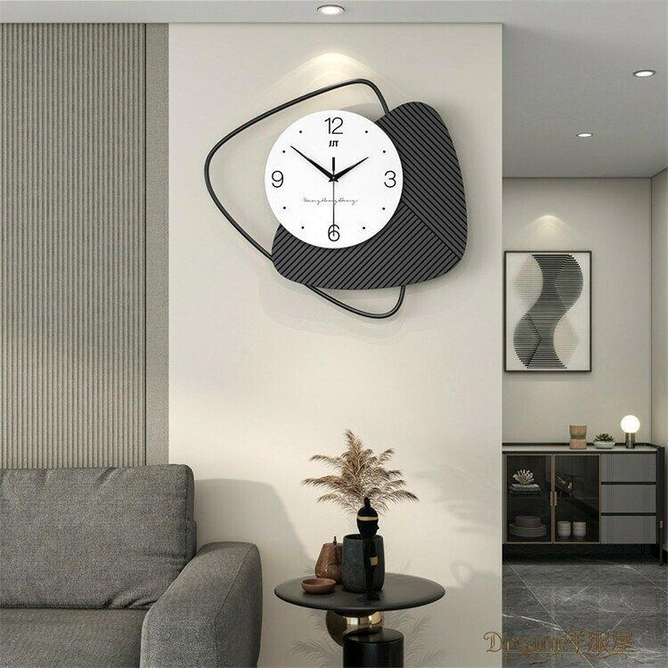 P-NEEDSの36*40CM 掛け時計 壁掛け時計 大きい　和室 インテリア 特大 時計 掛け時計 ナチュラル ギフト プレゼント 寝室 リビング 店舗 おしゃれ 北欧 上品 壁飾り 贈り物 新築 開店祝い 静音 結婚祝い 引越し 退職 昇進祝い 父の日 母の日 敬老の日 誕生日 就職祝い｜アングル2
