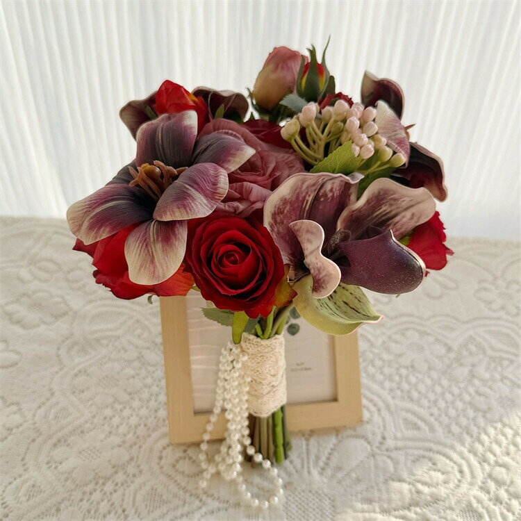 レッド ブーケ ローズ　薔薇 花束 ブーケブーケウェディングブーケ/造花ブーケ/ブライダルブーケ/ラウンドブーケ/トスブーケ/結婚式/花束　卒業 入学 壮瞥 父の日 お中元 ひな祭り 桃の節句 誕生日 花ギフト お供え 開店祝い