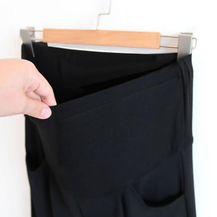 P-NEEDSのマタニティパンツ マタニティ テーパードパンツ タック 九分丈パンツ アンクル丈 テーパード マタニティウエア ボトムス 通勤 オフィス 美脚 春用 秋用 夏用 黒｜アングル3