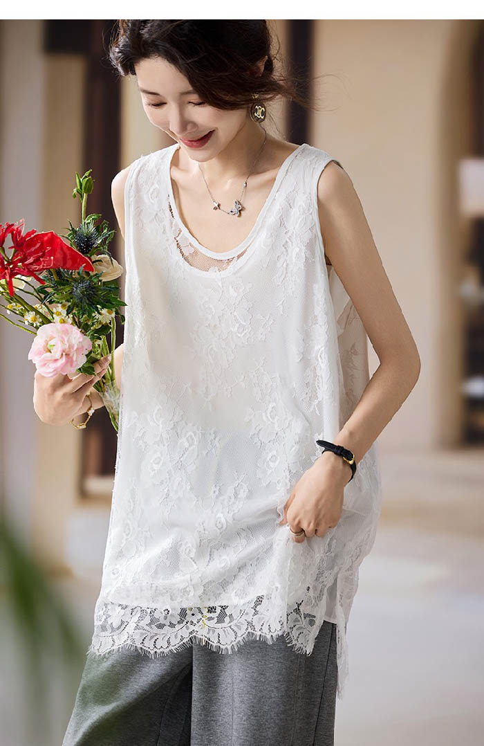 P.P. storeのチュニック レディース ノースリーブ レース切り替え Tシャツ ノースリーブ 春 夏 秋 ドッキング ノースリーブ 重ね着 レイヤード トップス チュニック tシャツ お尻が隠れる おしゃれ インナー レース 異素材切り替え フェミニン 着回し シンプル｜アングル2