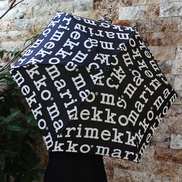 marimekko ( マリメッコ ) コンパクト 折りたたみ傘 ( 手動 ) Marilogo ( マリロゴ )/ ブラック　【 正規販売店 】