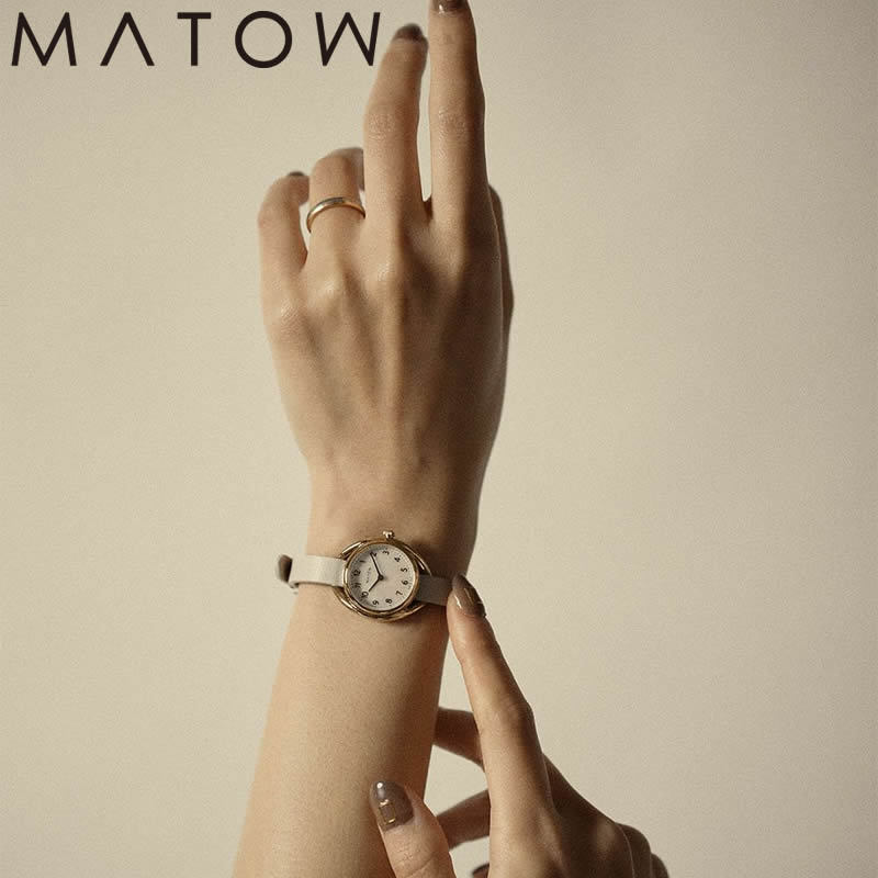 マトウ 腕時計 MATOW 時計 マトウ時計 四季 冬 Shiki FUYU レディース MW001002WHTRG 人気 ブランド おすすめ おしゃれ かわいい 革ベルト レザー 華奢 小さい 小さめ 小ぶり アンティーク レトロ 日本製 ホワイトペッパー 彼女 恋人 妻 サプライズ 記念日 誕生日 プレゼントのサムネイル