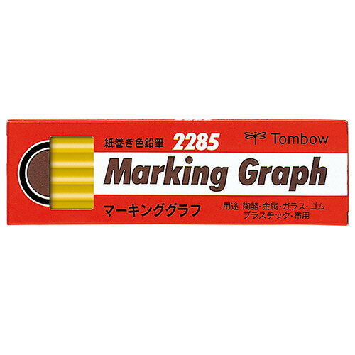 ●きいろの色鉛筆、12本・紙箱入です。●用途：陶器、金属、ガラス、ゴム、プラスチック、布用。●色／きいろ●重量／133g●本体サイズ／幅55×厚さ18×全長180mm●丸軸●紙巻●1ダース＝12本※重量、本体サイズは1ダースあたり●メーカー／トンボ鉛筆●型番／140680●JANコード／4901991001136※メーカー都合によりパッケージ・仕様等が予告なく変更される場合がございます。ご了承ください。本商品は自社サイトでも販売しているため、ご注文のタイミングにより、発送までにお時間をいただいたり、やむをえずキャンセルさせていただく場合がございます。※沖縄へのお届けは別途1650円(税込)の送料がかかります。※本商品はメーカーより取寄せ後の発送となるため、配送日はご指定頂けません。予めご了承ください。また、ご注文後のキャンセル・返品はお受けできません。予めご了承ください。