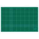 ライオン事務器 カッティングマット 再生PVC製 両面使用 450×300×3mm グリーン CM−45 1枚