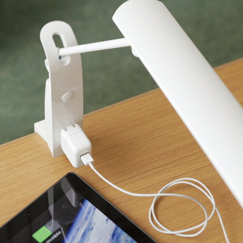 スワン電器　LEDデスクライト　スタンド式　14W　1350Lx　ホワイト　DS－506WH　1台 【送料無料】 p-tano-10599969 ぱーそなるたのめーる サンプル画像2