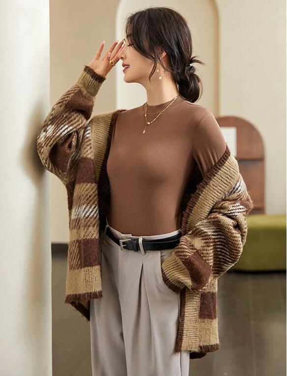 カットソー シルキータッチ シンプル ベーシック きれいめ 無地 上品 透け感 ストレッチ 着まわし 春 秋 冬 春まで着れる 9色