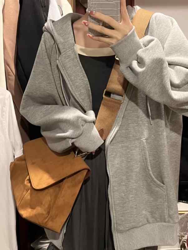 大容量 スエード 冬 秋 bag 女性 多用途 かわいい 斜め掛け クロスボディバッグ かばん 鞄 ショルダー ショルダーバッグ 肩掛け