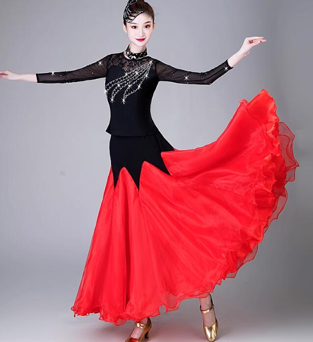 樂天商城 - レディース大きい裾 ステージ舞台 練習着 豪華モダン なスカート 演出 大きい裾 2点セット 上着+スカート ブラック S-3XL