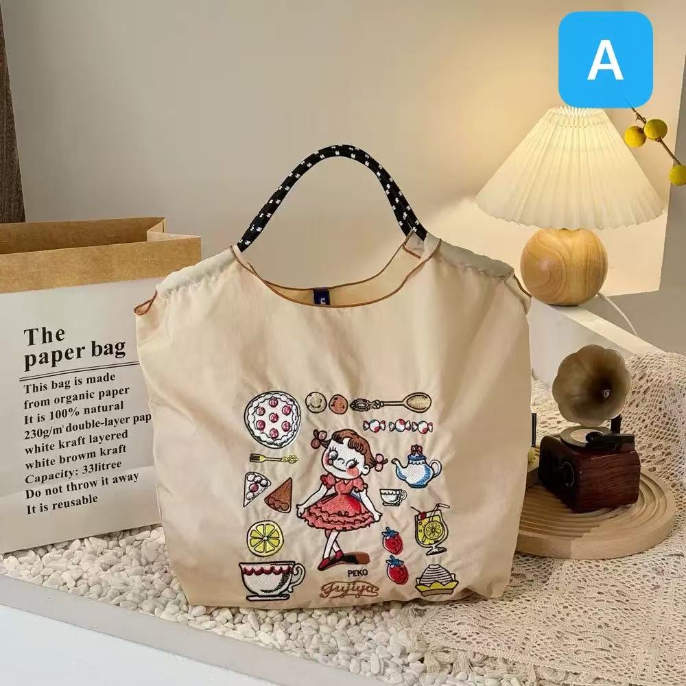 繊細な刺繍が大人可愛い／Mサイズ エコバッグ ナイロン トートバッグ ショッピング...