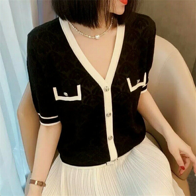 Rakuten - ニットTシャツ トップス レディース きれいめ 40代 春夏 半袖トップス 白インナー オシャレ ブラウス Vネック tシャツ 韓国風 着