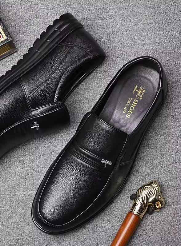 トシューズ シンプル スタイリッシュ スマート おしゃれ かっこいい 通気性 やわらかい 多用途 通勤 通学 デート 旅行 レジャー