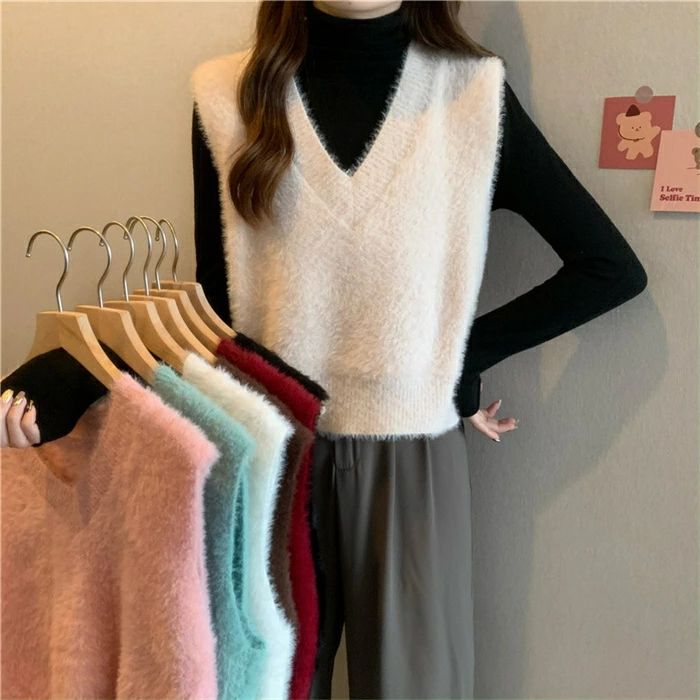 パブロ楽天市場店のシャギー ベスト Vネック レディース シャギーベスト ふんわり もこもこ シャギーニットベスト ショート丈 重ね着 シャギーニッ｜アングル2