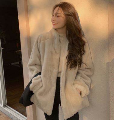 ボート ふわ袖 長袖 ミドル丈 ミモレ丈 冬 秋 個性的 ボア テディベア ストレート ジャケット コート アウター もこもこアウター
