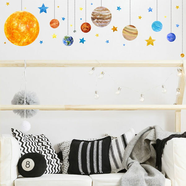 ウォールステッカー ポップアート 宇宙 太陽系 コスモ ガーランド モビール風 インテリアステッカー 壁..