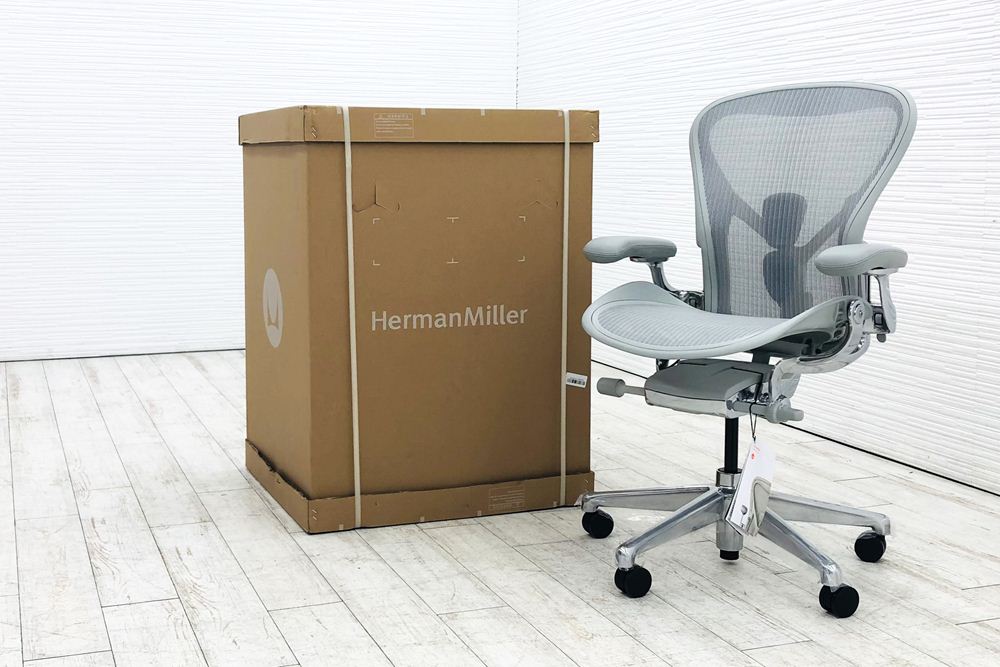 yJgpiz n[}~[ A[`FA }X^[h BTCY t  Herman Miller ÃItBXƋ |bVhA~jEx[X ~l U[A[