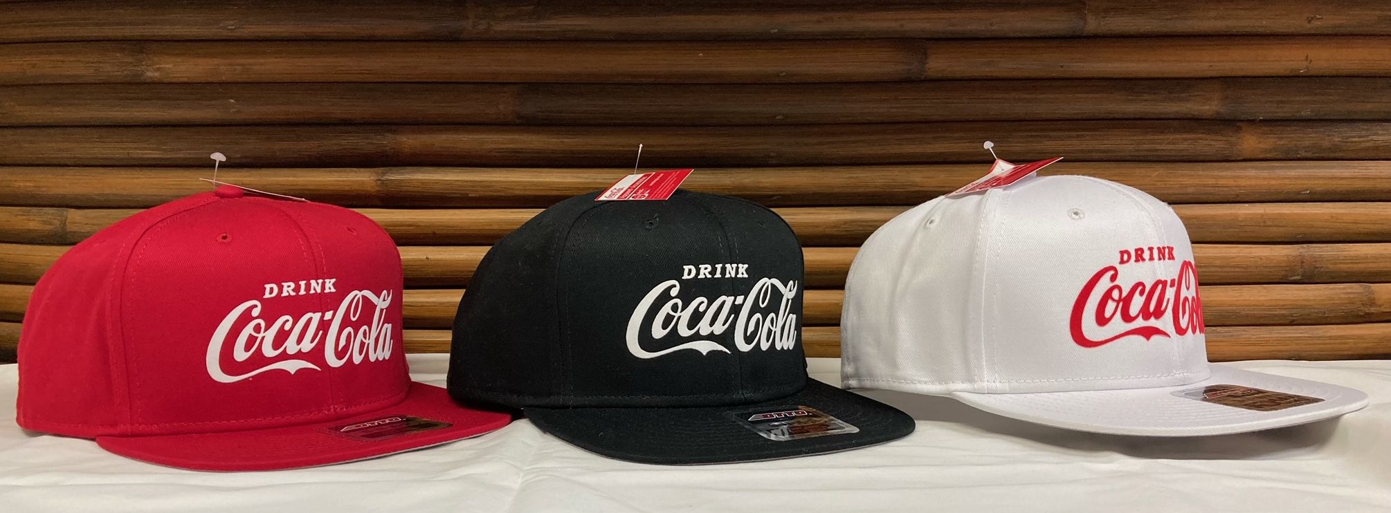 コカ・コーラ Coca Cola フラットバイザー 帽子 キャップ 全3色 レッド ブラック ホワイト CC-CCF2