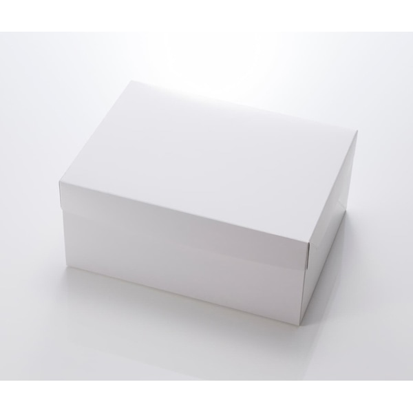 【ケース販売】ケーキ箱　無地ケーキ箱　10個入（1ケース/150枚入）4573101530470 ケーキの出し入れがしやすい開口部を設けており、組み立ても容易です。 【商品説明】 【規格内容】幅240×奥行180×高さ105mm【材質】板紙【色】白【柄】柄無【商品特徴】ケーキの出し入れがしやすい開口部を設けており、組み立ても容易です。サイズ展開も豊富です。【材質】板紙【キーワード】洋菓子、ケーキ、記念日、慶事、贈答用【入数】150枚 1