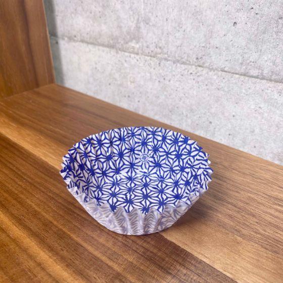 【250枚】9F・麻の葉柄（紺） 純白ペットケース 9号深口（54×31） 業務用 和柄 お弁当 惣菜 フードケー..