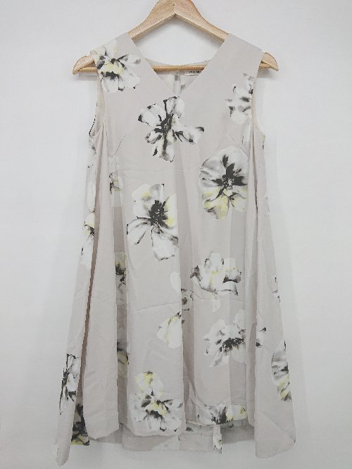 ◇ FRAY I.D 花柄 フラワー 大人女子 ノースリーブ 膝丈 ワンピース サイズ0 グレージュ マルチ レディース P 【中古】