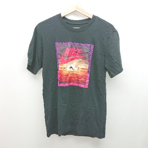 ◇ NIKE ナイキ クルーネック フロントプリント 半袖 Tシャツ サイズS ブラック メンズ E 【中古】 ◇ NIKE ナイキ クルーネック フロントプリント 半袖 Tシャツ サイズS ブラック メンズ E 【中古】