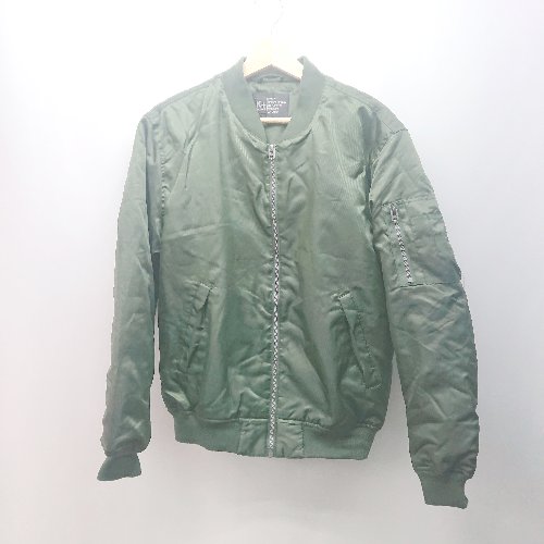 ◇ K＋ WORKS フロントファスナー 両サイドポケット 軽量 撥水 無地 長袖 アウター サイズM グリーン メ..