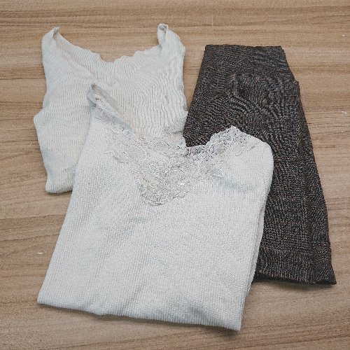 ◇ 《 who's who Chico まとめ商品 3点セット サイズF チェック柄 レース ストレッチ スカート ニット レディース 》 E 【中古】 ◇ 《 who's who Chico まとめ商品 3点セット サイズF チェック柄 レース ストレッチ スカート ニット レディース 》 E 【中古】