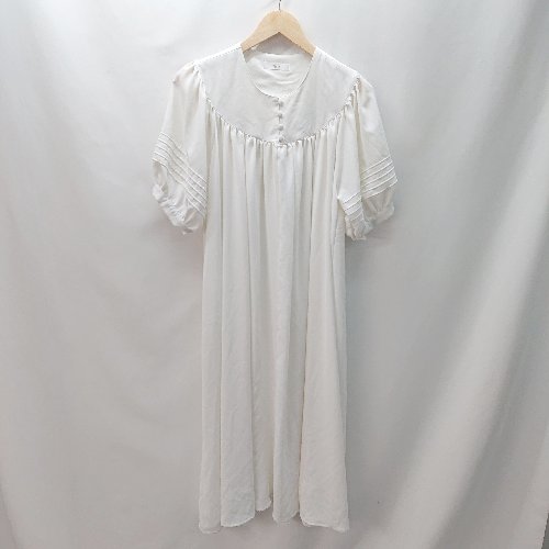 ◇ fifth フィフス マタニティ バルーン袖 半袖 ロング丈 ワンピース 表記なし ホワイト レディース E 【中古】 ◇ fifth フィフス マタニティ バルーン袖 半袖 ロング丈 ワンピース 表記なし ホワイト レディース E 【中古】