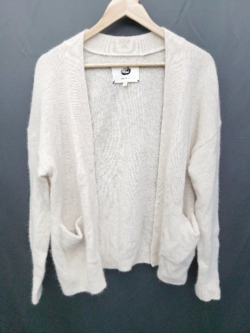 ◇ ◎ ONIGIRI おにぎり ウール100% ボタンレス 長袖 ニット カーディガン サイズF ライトベージュ系 レ..