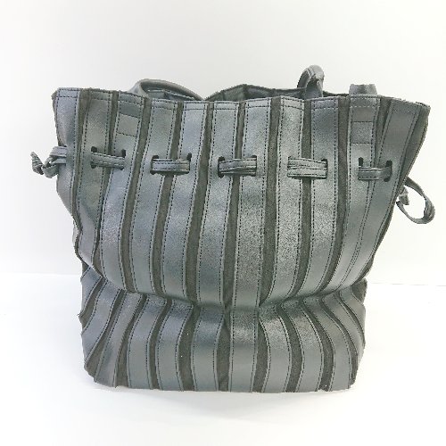 ◇ BEAUTY & YOUTH ビューティアンドユース UNITED ARROWS ジャンク品 絞り ト－トバック ブラック レディース E 【中古】