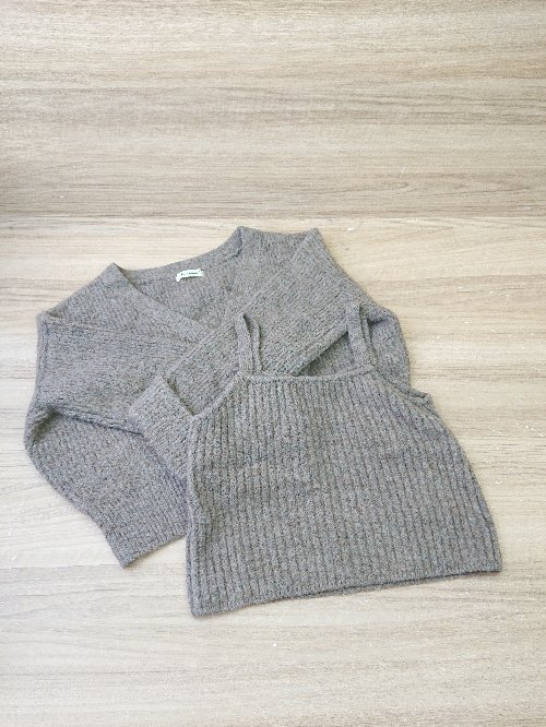 ■ NEVER SAY NEVER ニットキャミソール ニットカーディガン サイズF ブラウン レディース E 【中古】