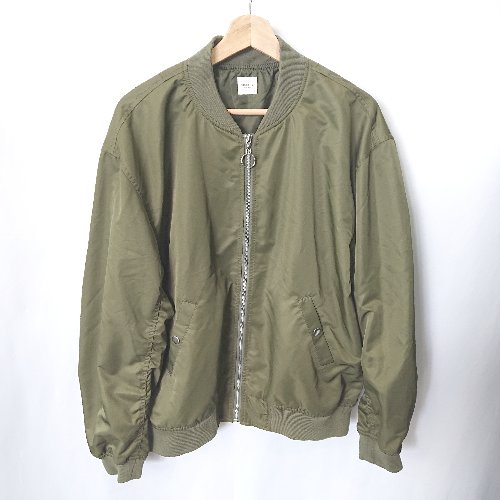 ◇ BROWNY VINTAGE 長袖 MA-1 サイズS カーキ メンズ E 【中古】 ◇ BROWNY VINTAGE 長袖 MA-1 サイズS カーキ メンズ E 【中古】