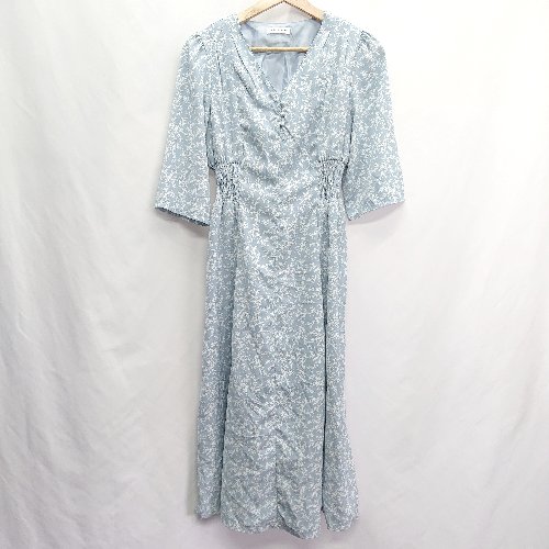 ◇ natural couture ナチュラルクチュール 花柄 総柄 キレイめ 七分袖 ロング丈 ワンピース サイズF ブルー系 レディース E 【中古】