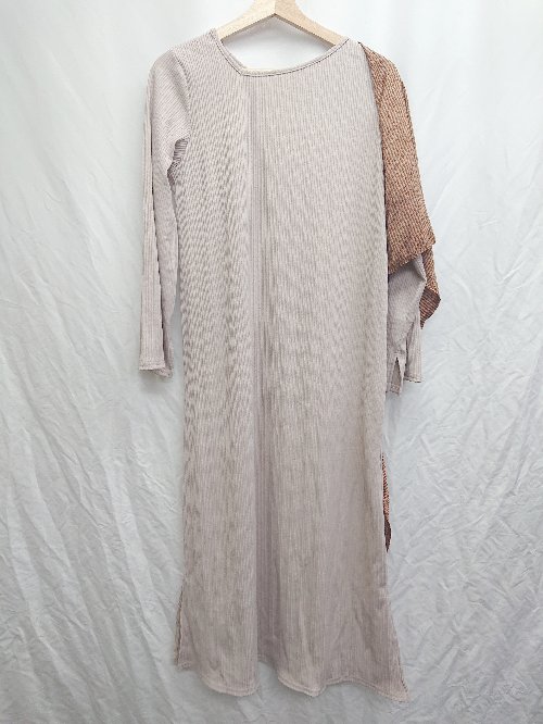 ◇ Bab バブ 長袖 膝下丈 ワンピース サイズFREE ピンクベージュ系 レディース P 【中古】