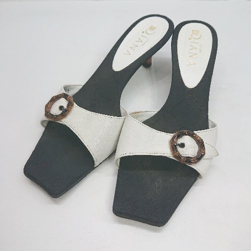 ◇ DIANA ダイアナ タッセル付き ハイヒール サイズ23.5 ホワイト系 レディース E 【中古】