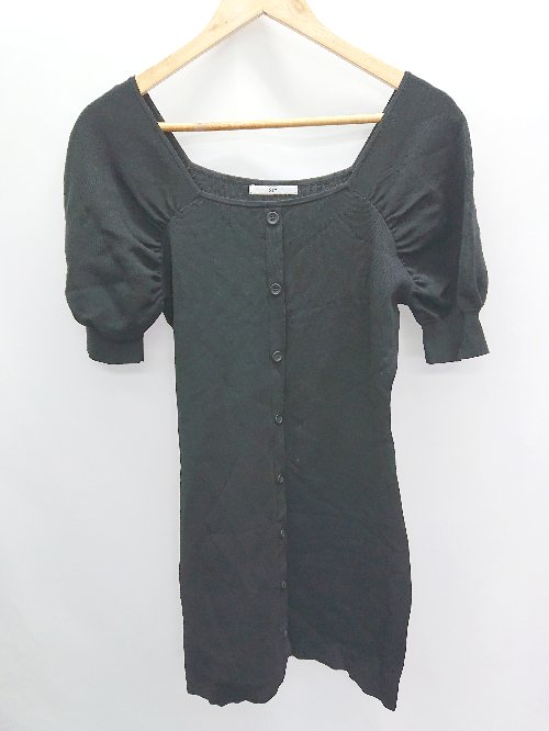 ◇ ⊂ SLY スライ スクエアネック ハイゲージニット 半袖 ミニ ワンピース サイズ2 ブラック レディース P 【中古】