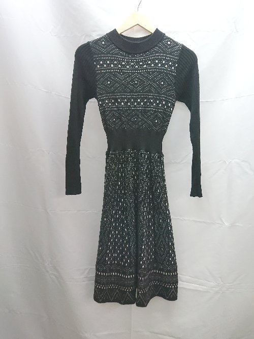 ◇ 美品 And Coutrue モックネック レース ジャガード 美シルエット 長袖 膝丈 ワンピース サイズ38 ブラック レディース E 【中古】
